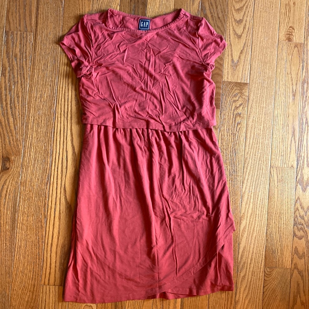 GAP Maternity Coral Red Nursing Dress Size Small